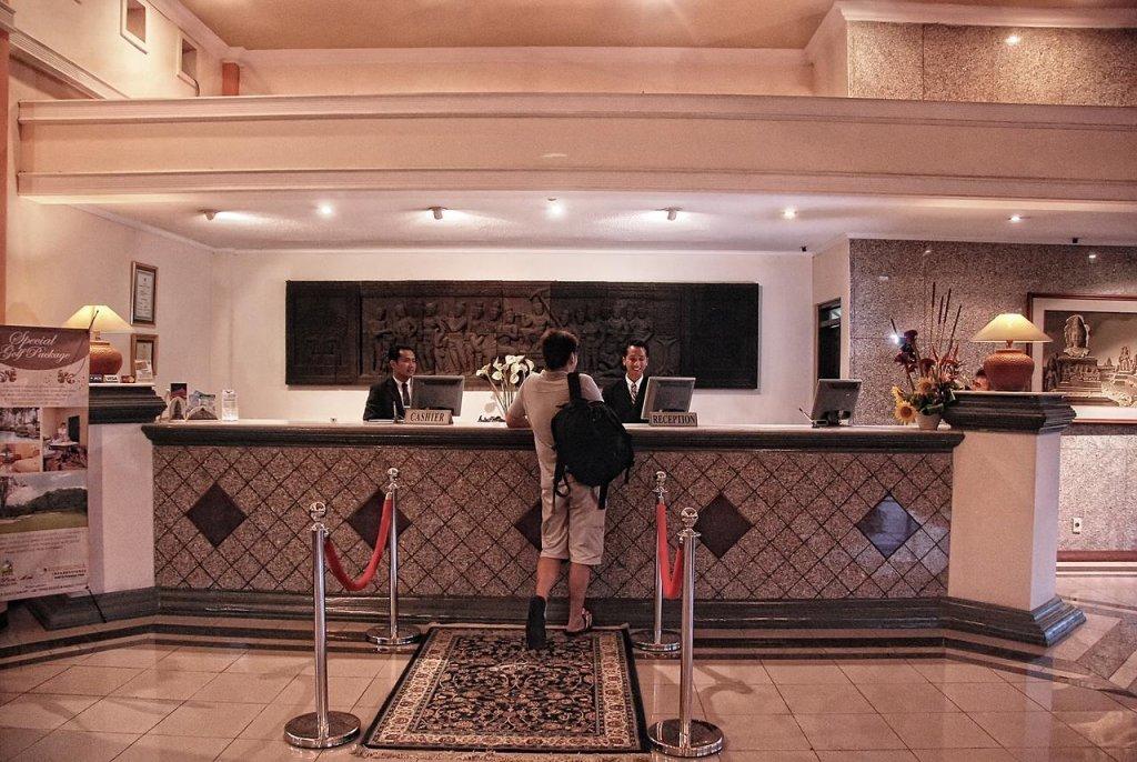 Puri Asri Hotel & Resort Magelang Exterior foto