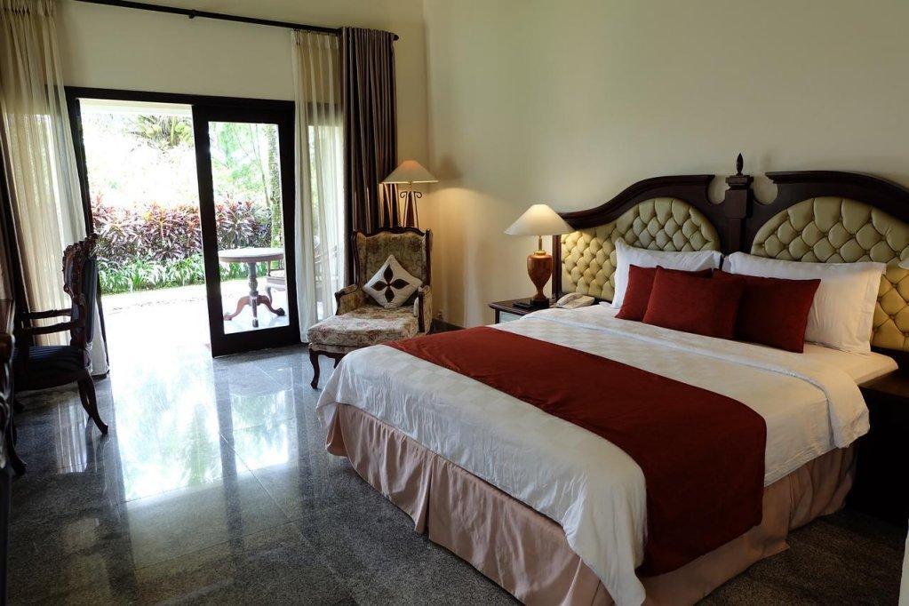Puri Asri Hotel & Resort Magelang Exterior foto