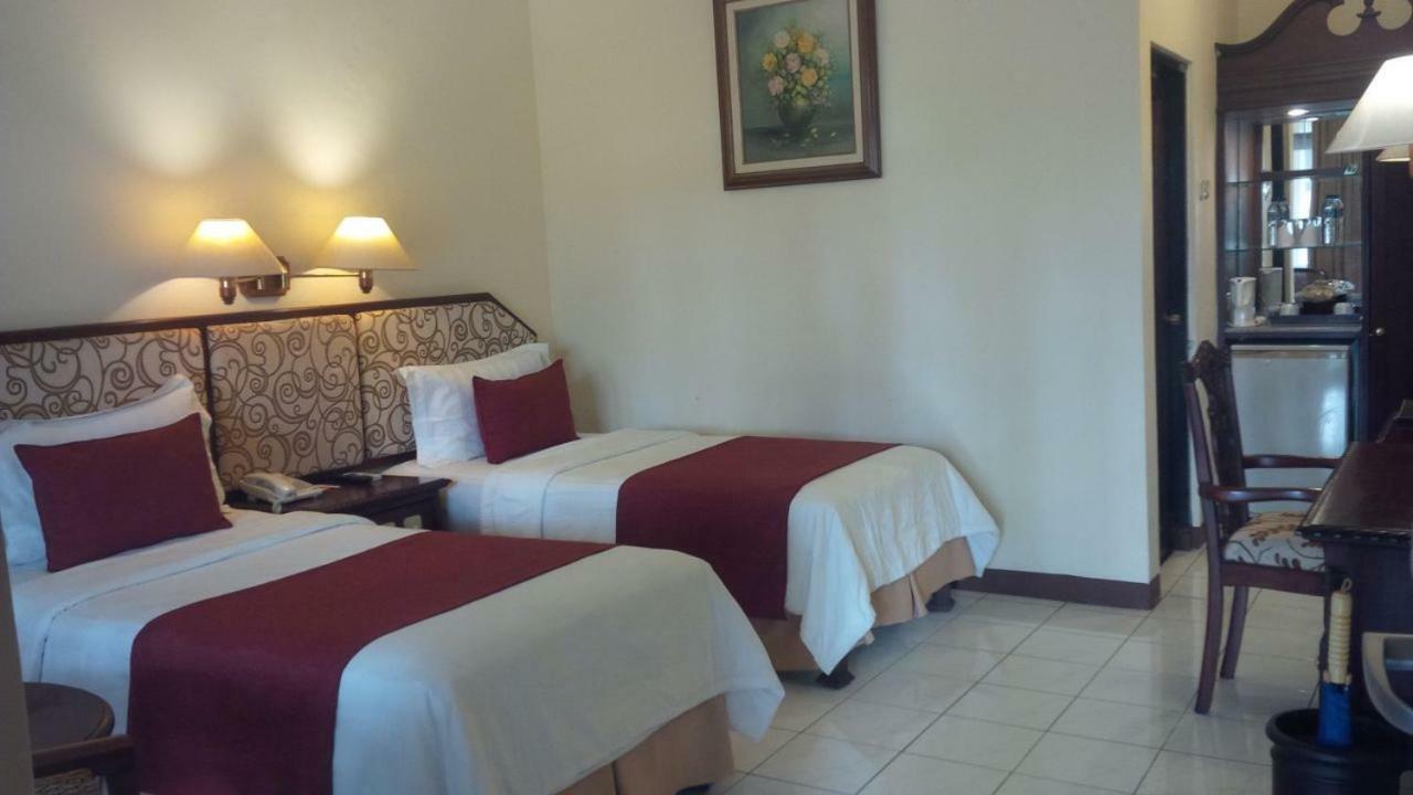 Puri Asri Hotel & Resort Magelang Exterior foto